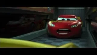 Lightning McQueen smiling in garage — Cars 3