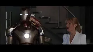 Iron Man standing with two women — Iron Man 3