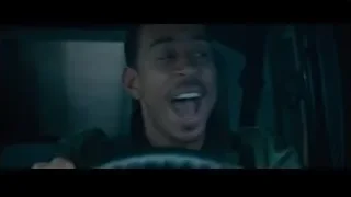 man in car smiling — Furious Seven