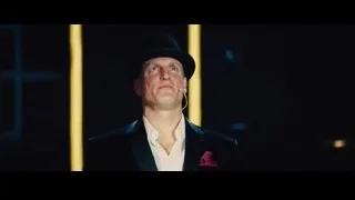 Man in suit and top hat on stage — Now You See Me