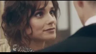 woman's face with man in background — Peaky Blinders