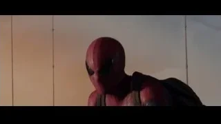 Spiderman with backpack against cloudy sky — The Amazing Spider Man