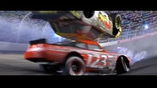 Cars crashing on race track — Cars