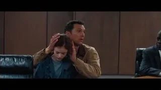 Upset man and girl on couch — Interstellar
