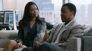 Man and woman talking on couch — Suits