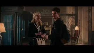 Man and woman in ornate room — The Amazing Spider Man 2