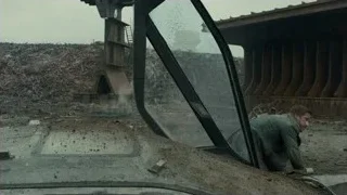 man working on construction site — Blade Runner 2049