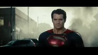 Henry Cavill in Superman suit on city street — Superman: Man of Steel