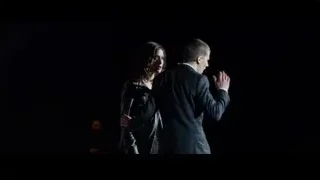 man and woman talking on stage — Now You See Me 2