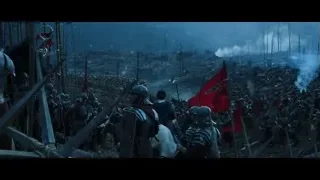 Medieval soldiers fighting on horseback in mountains — Gladiator