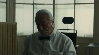 Elderly man in hospital room — Blade Runner 2049