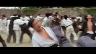 people fighting in martial arts class — Bruce Lee: Enter The Dragon