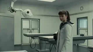 woman in hospital laboratory — Blade Runner 2049