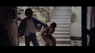 two men fighting in alleyway — Bruce Lee: Enter The Dragon