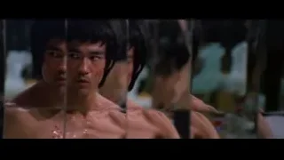 Shirtless man in fighting stance at mirror — Bruce Lee: Enter The Dragon