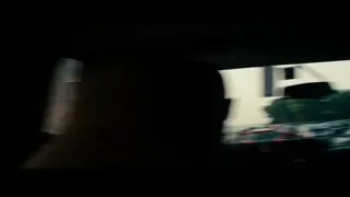 spaceship flying over futuristic city — Superman: Man of Steel