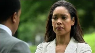 Man and woman conversing close-up — Suits