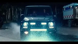 man standing in front of ambulance at night — Jurassic World