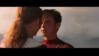 man in superhero suit with woman — Spiderman: No Way Home