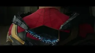 Close-up of superhero helmet — Spiderman: No Way Home